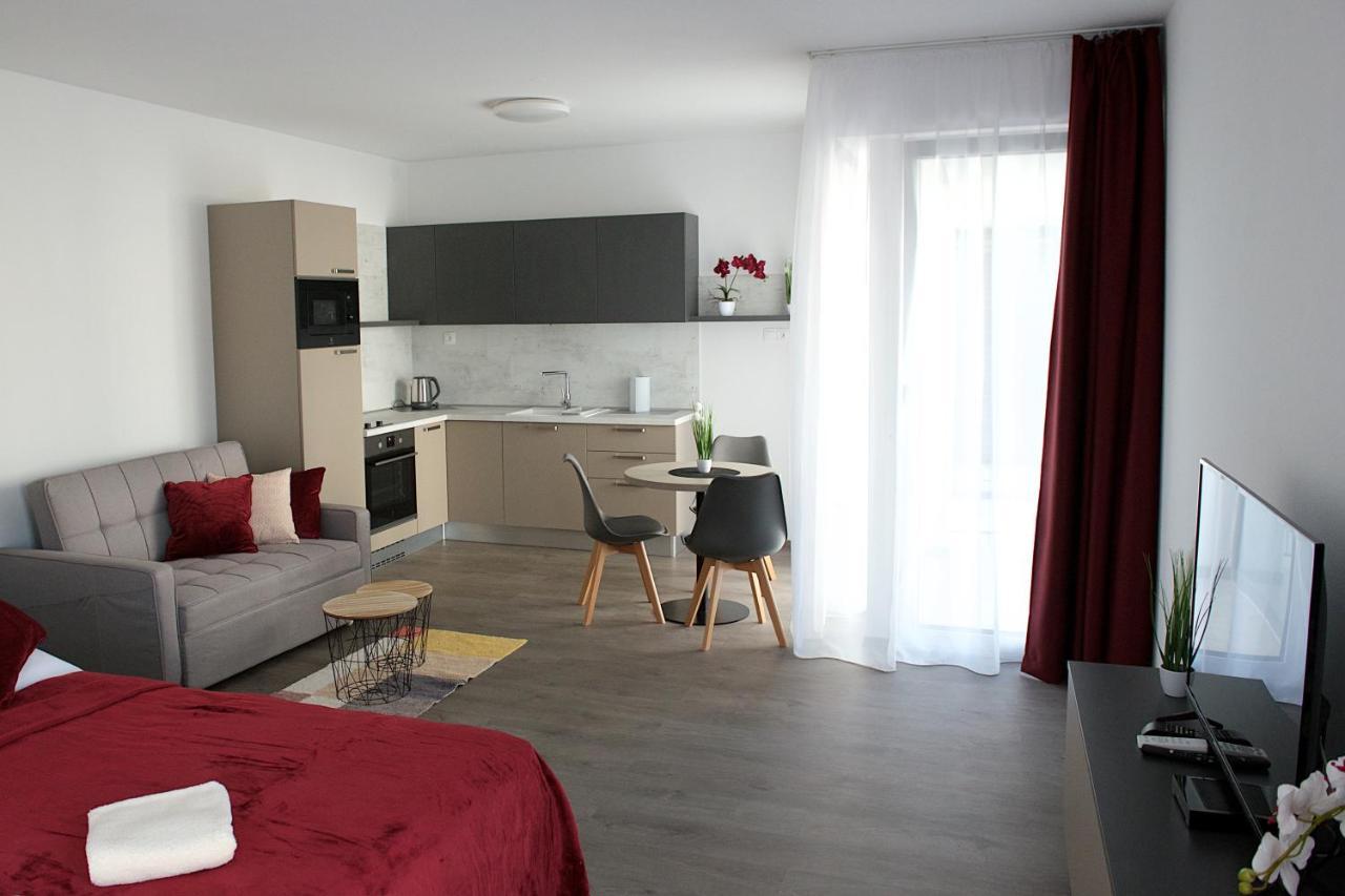 Apartman Greenbay Golf Trencin Luaran gambar